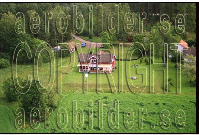 FFF 98-8904, #9. FFF 98-8904_0009 (Uppges vid kontakt med Svenska Aero-Bilder AB)